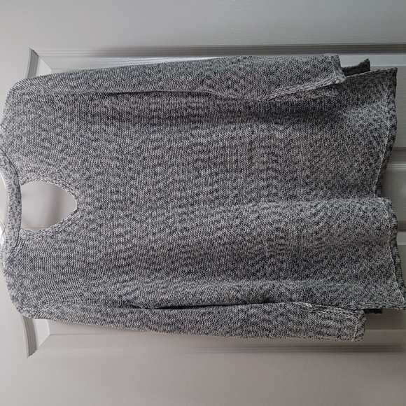 Sweater with Cut Out Detail - Picture 7 of 8